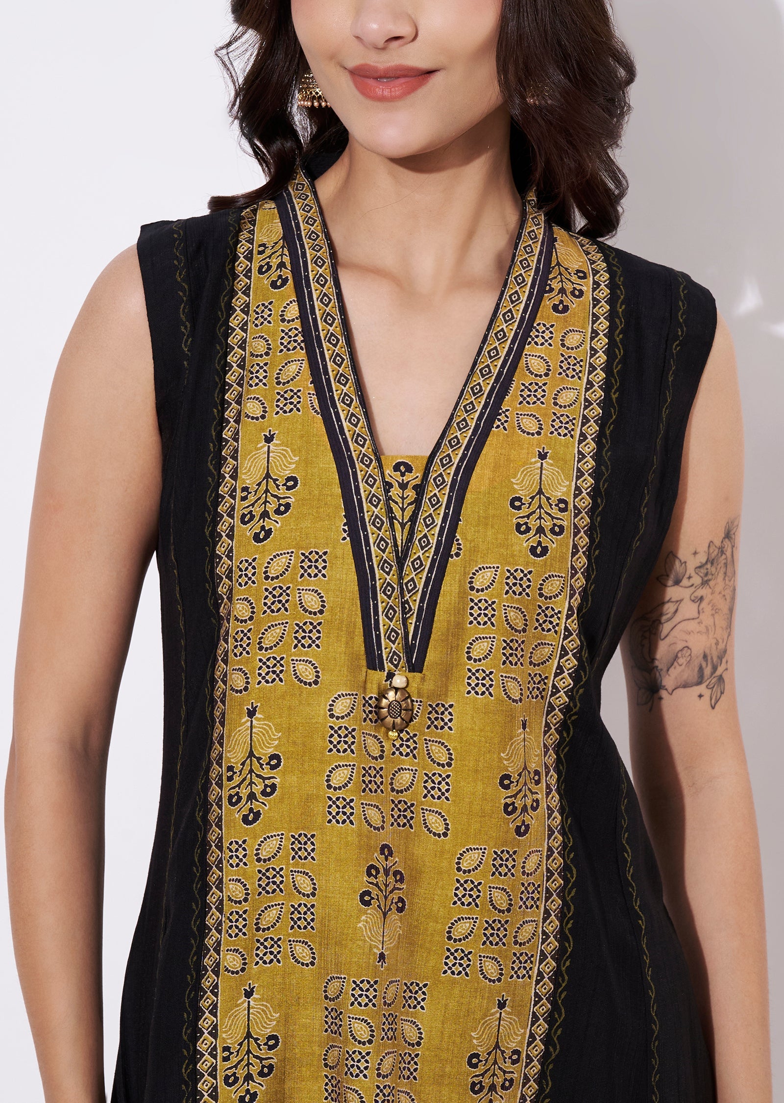 Black Gold Kurti Set