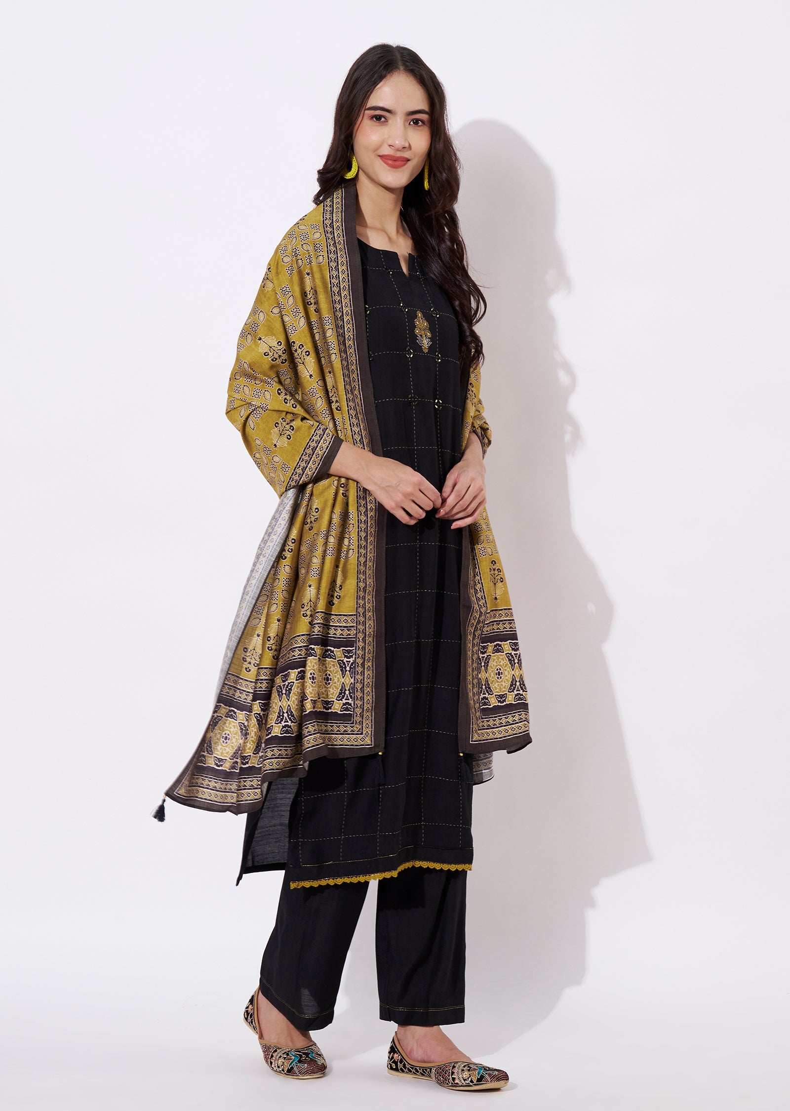 Black Gold Straight cut suit