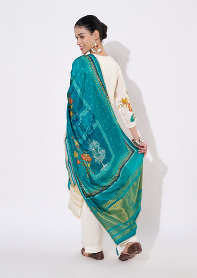Cream Dola Silk Straight cut suit