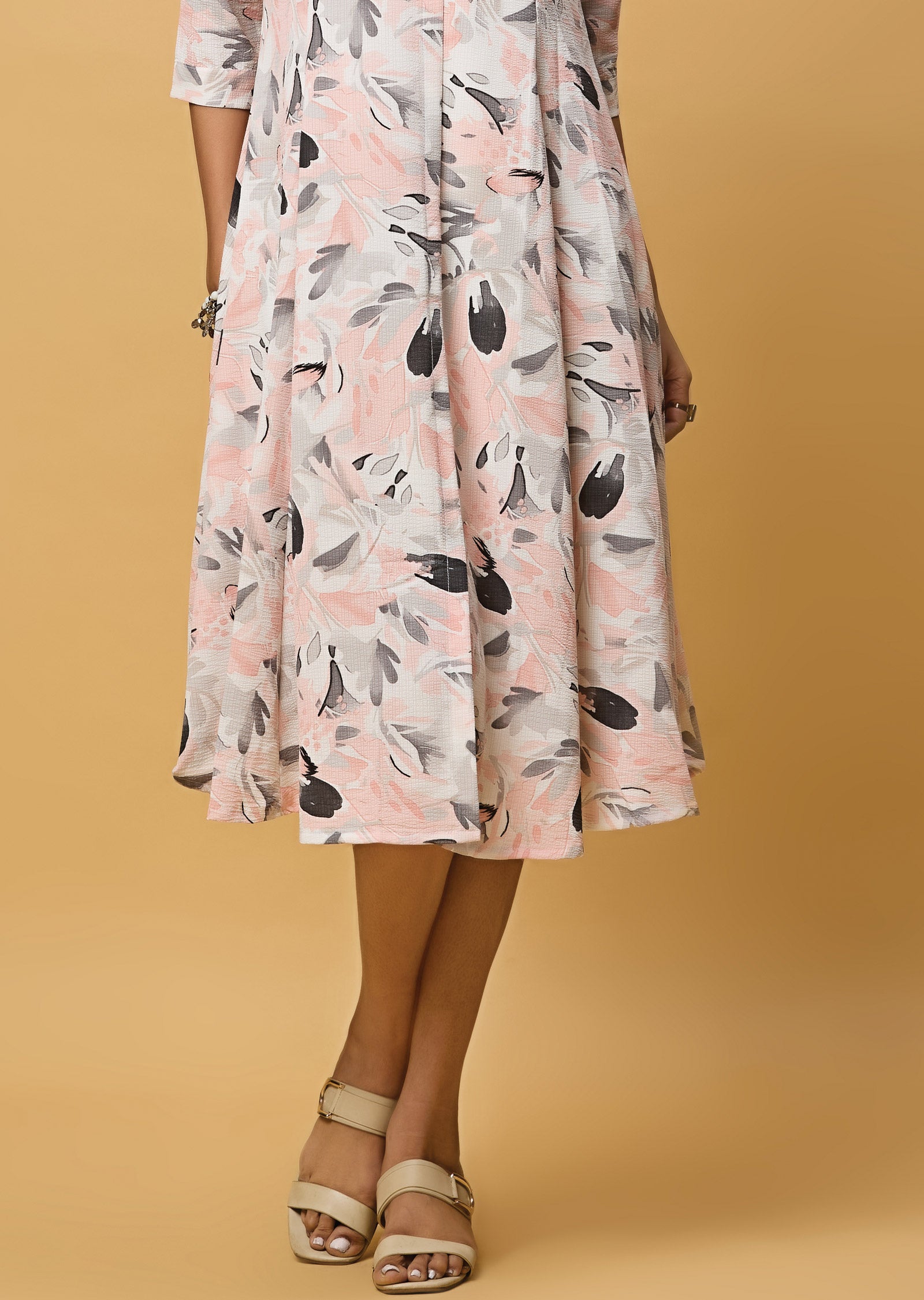 Off White & Peach Georgette Midi Dress