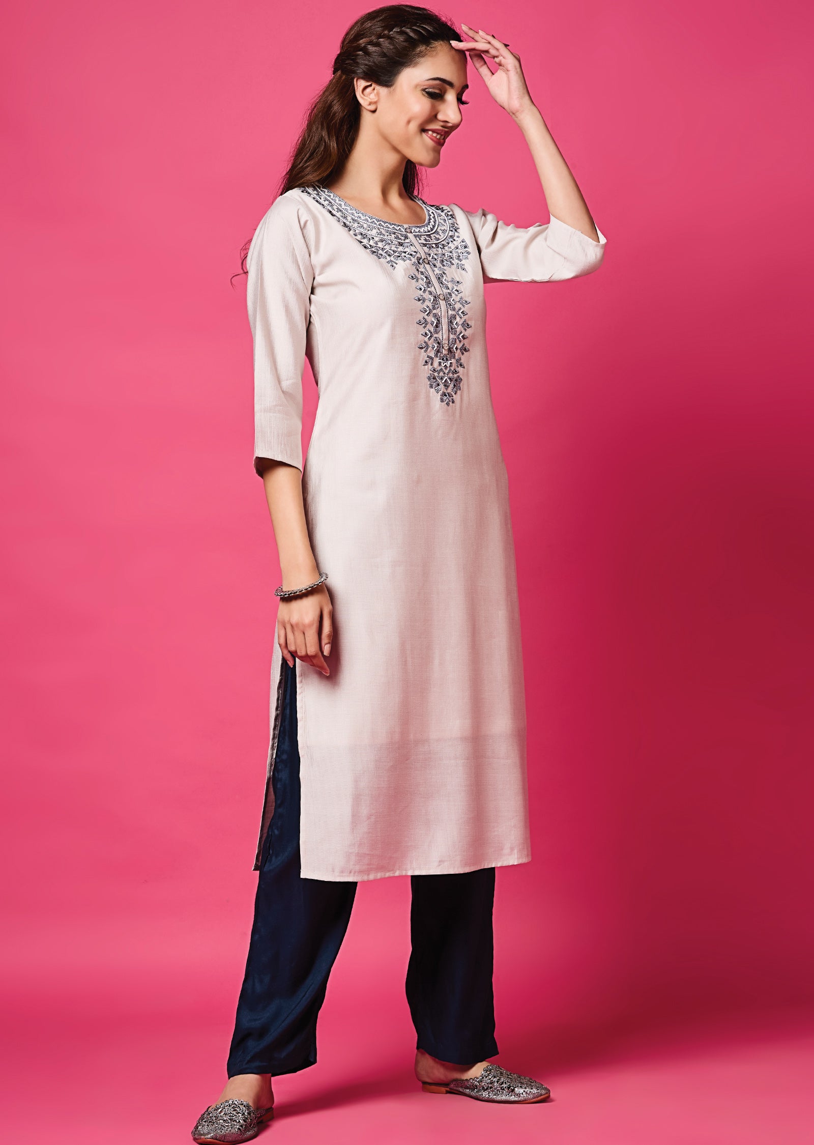 Fawn Soft Silk Straight Cut