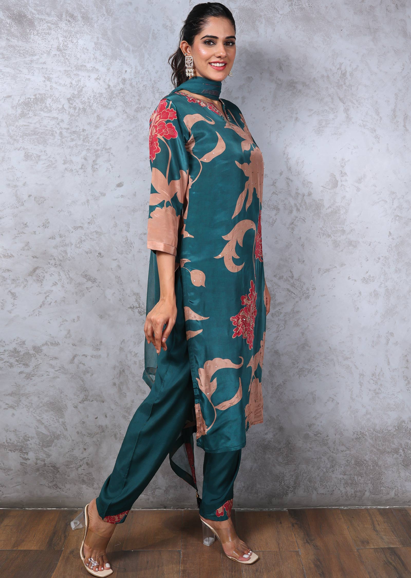 Green Crepe Embroidered Straight cut suits