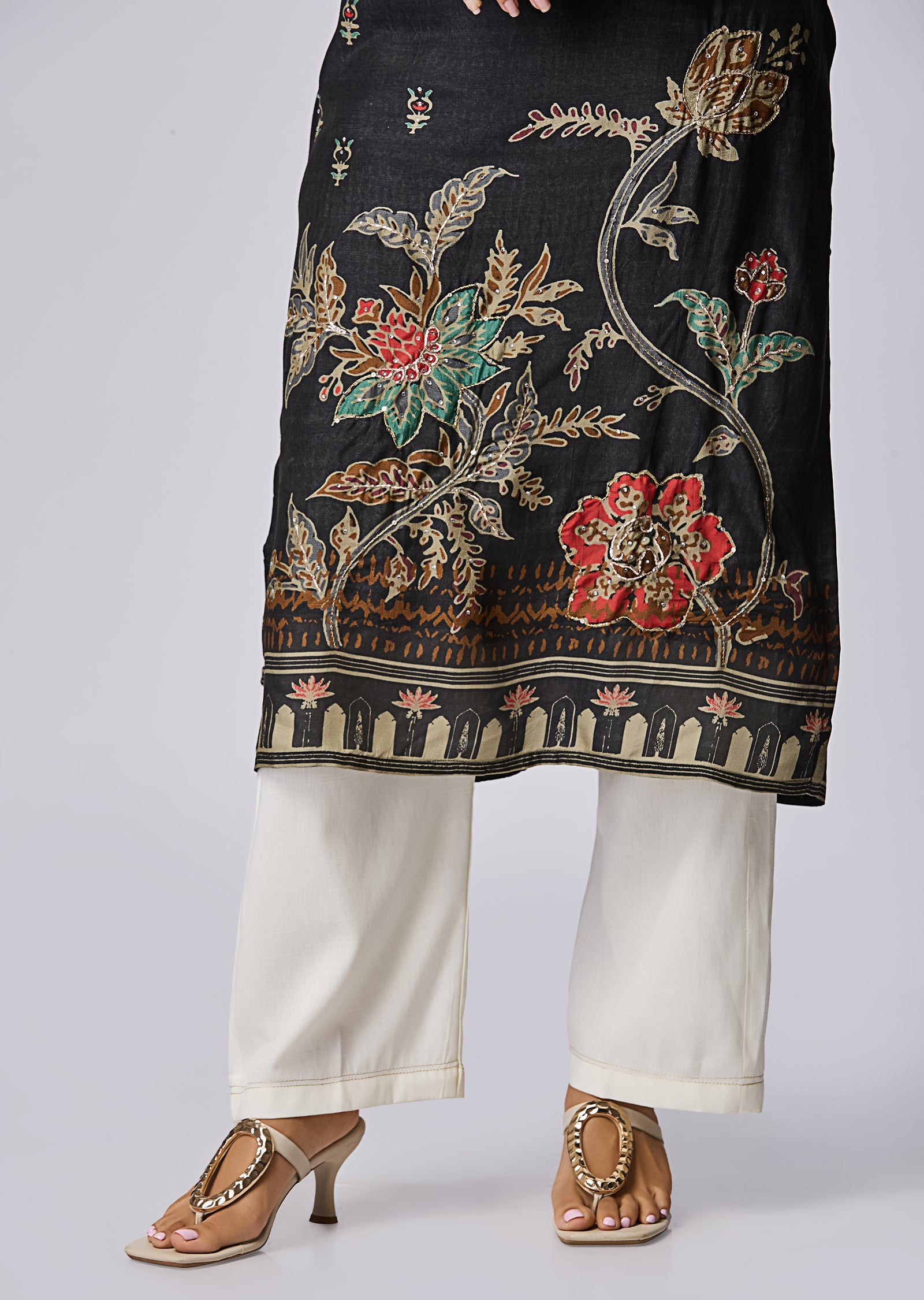 Black Dola Silk Straight Cut