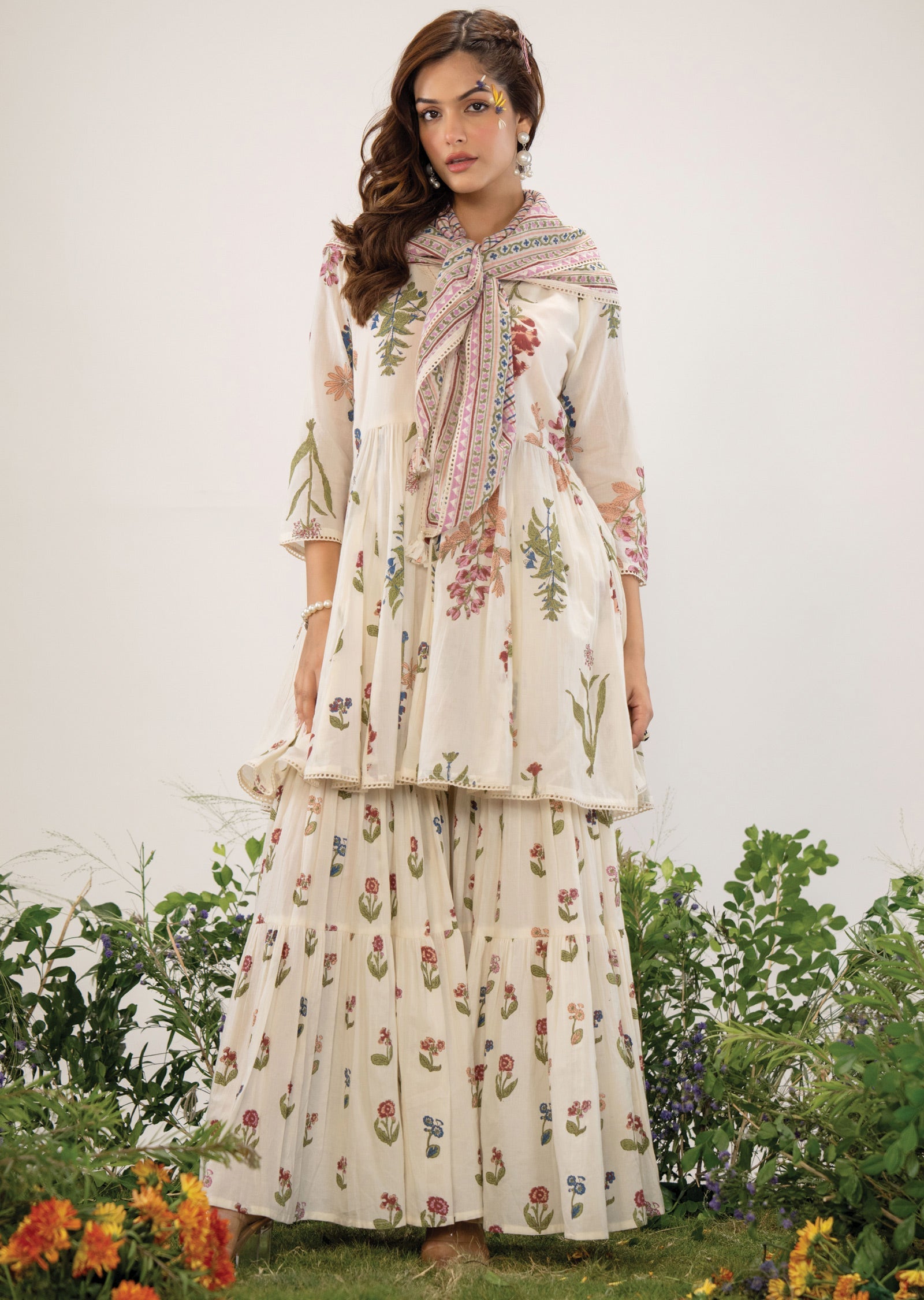 Off White Cotton Straight Cut Kurti Set