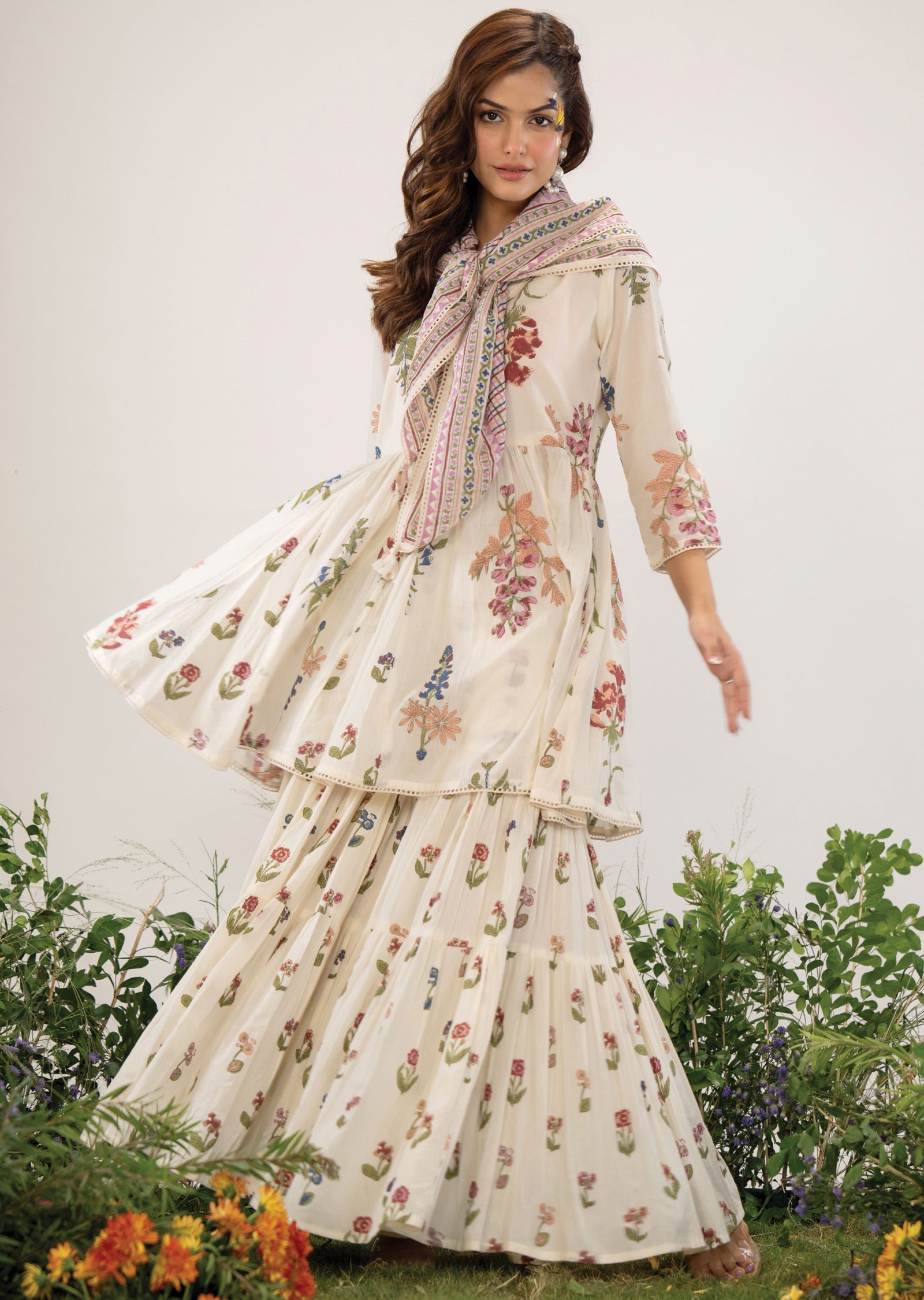 Off White Cotton Straight Cut Kurti Set