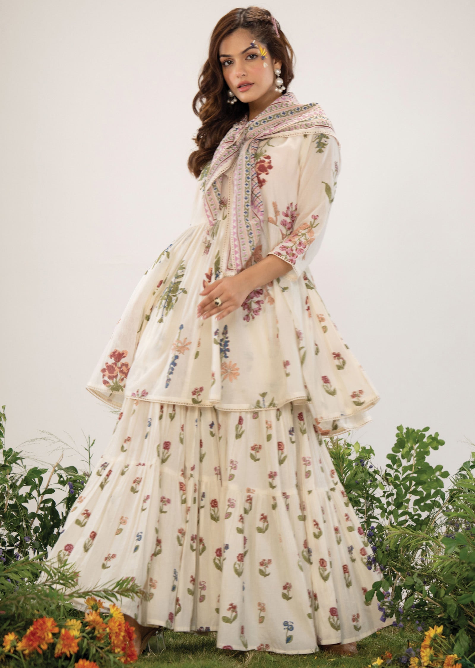 Off White Cotton Straight Cut Kurti Set