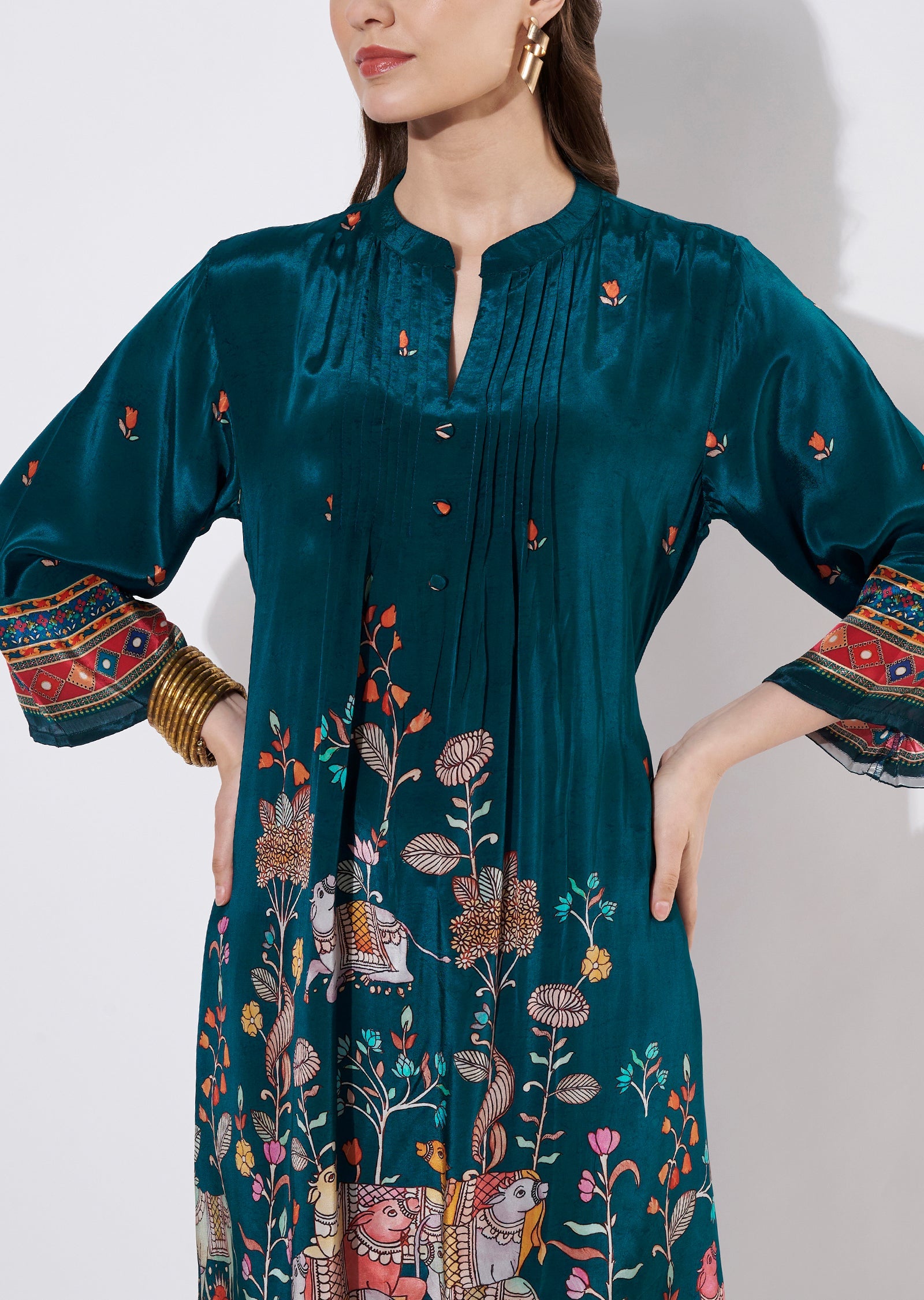 Blue Crepe Straight cut set