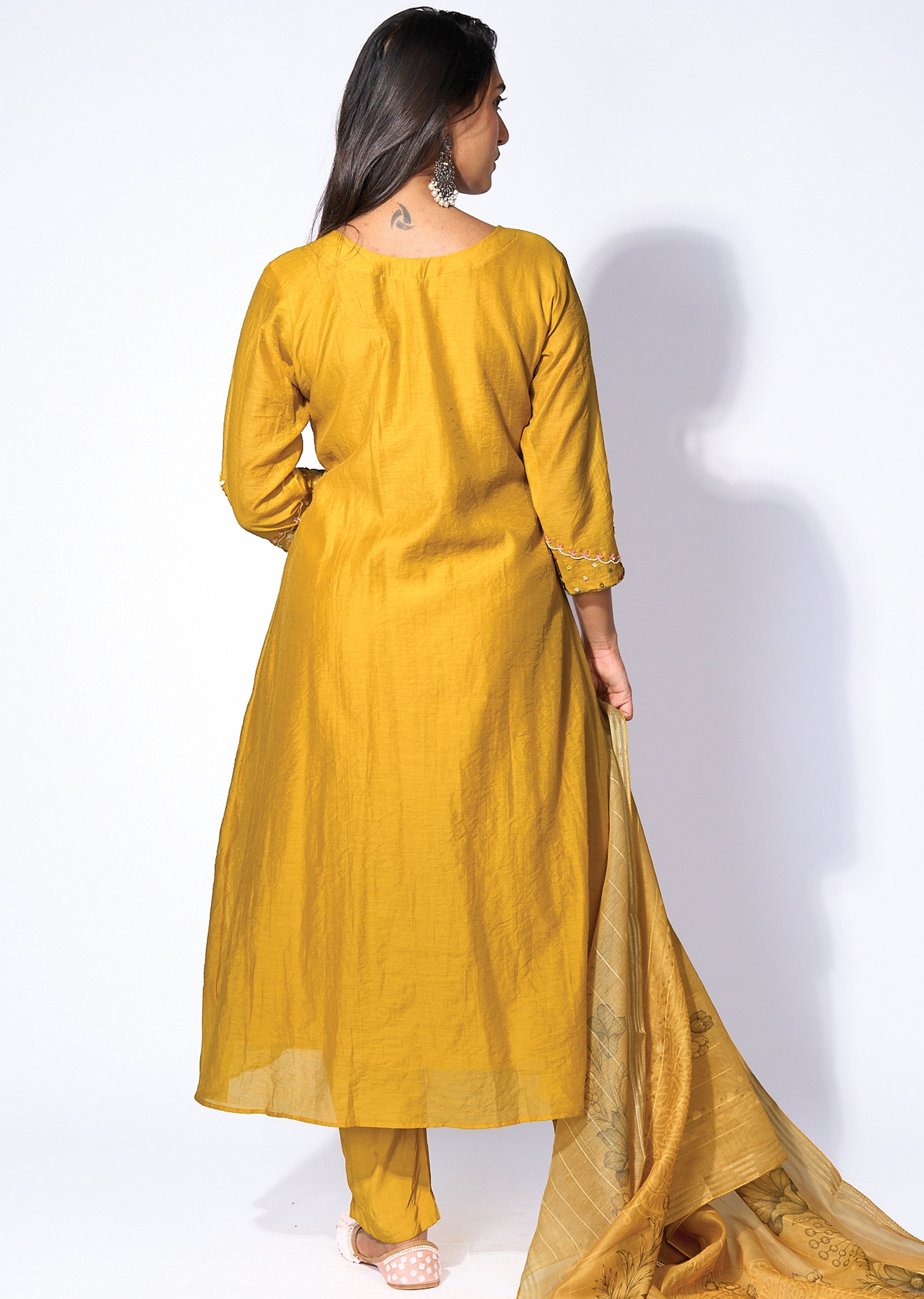 Mustard Silk Anarklai