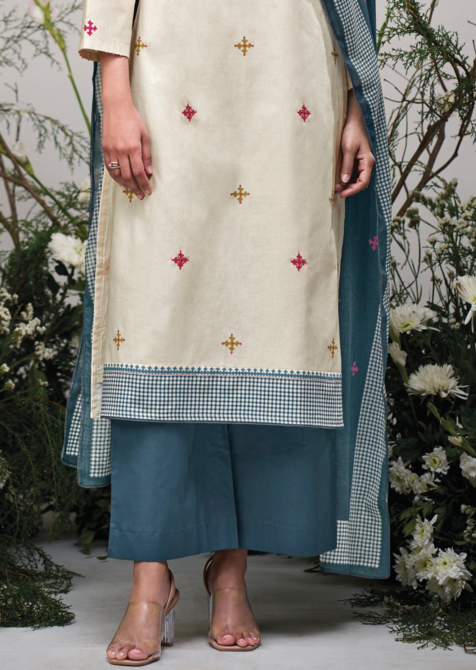 Cream Cotton Straight cut suit