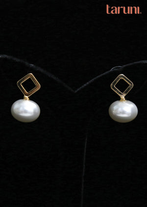 Gold Brasso Earring