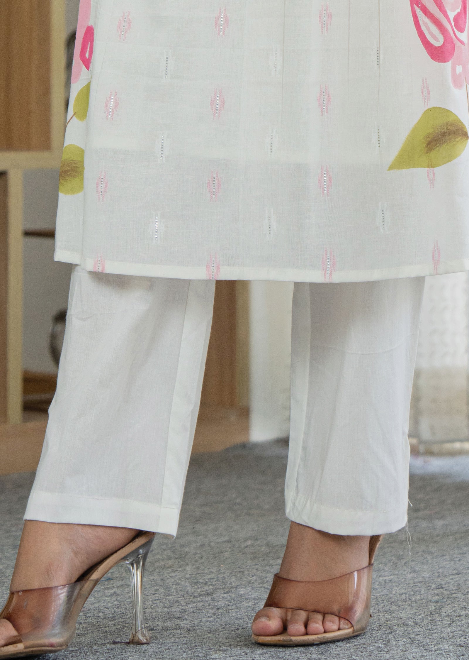 Off White Banaras Cotton Kurti Set