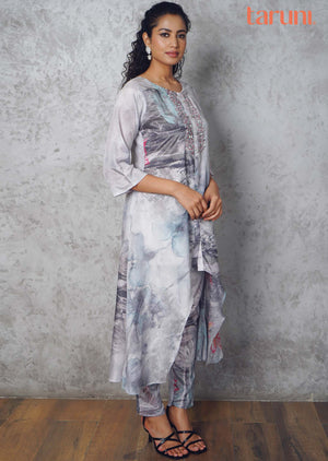 Light Grey Crepe Embroidered Kurti Sets